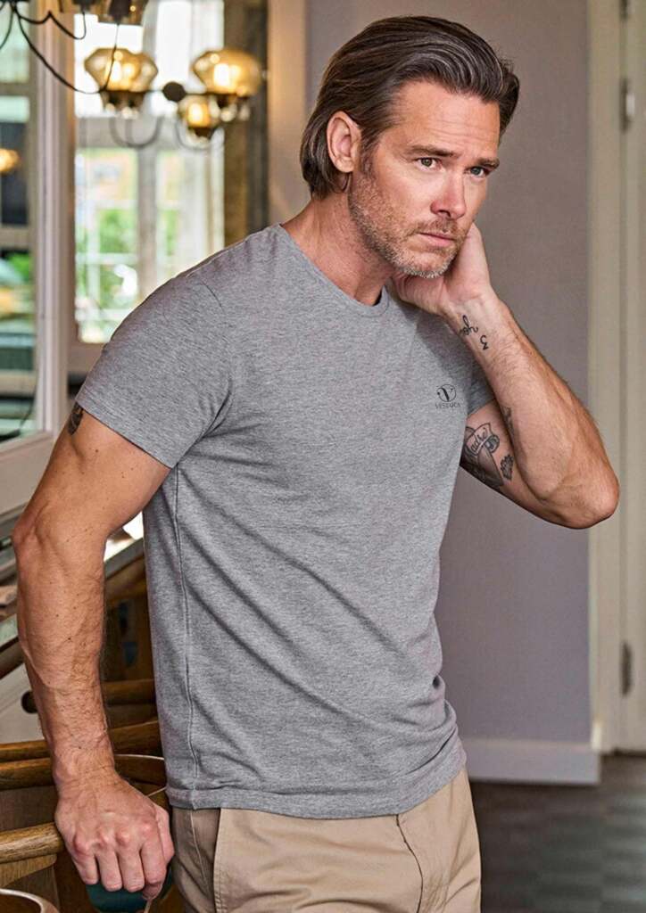 Stretch Tee